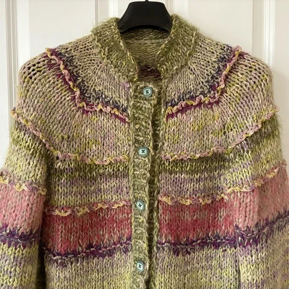 EUC, Handmade Chunky Knit Multicolor Cardigan with Pockets. Green & Pink, Size M - Picture 2 of 7